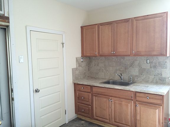 New Cabinets/Porcelean Counter