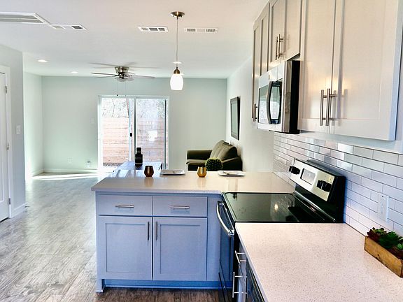 4th image of 3812 Southway Dr #104