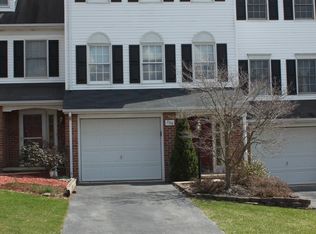 735 Robin Hill Cir, York, PA 17404