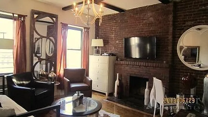 Rented by Anchor Associates | media 26