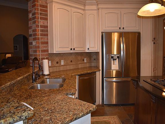 Great counter space 