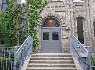 1105 N Court St APT 202, Rockford, IL 61103