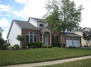 12895 Bentwood Farms Dr, Pickerington, OH 43147
