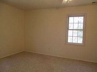 62 Falls Rd, Victoria, VA 23974