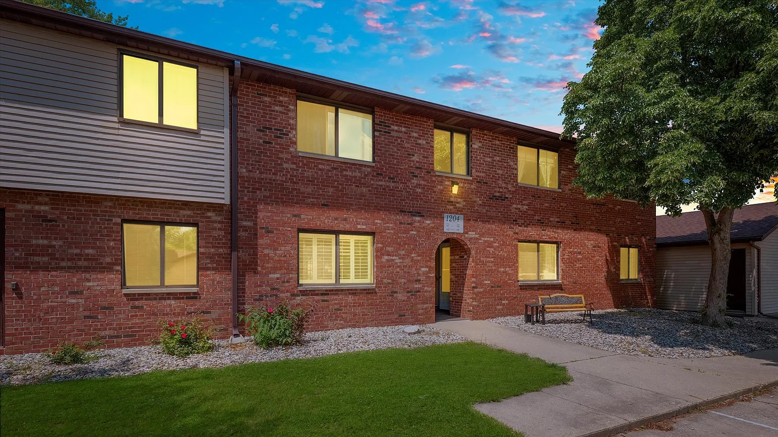 1204 Dean Dr #3 photo 1