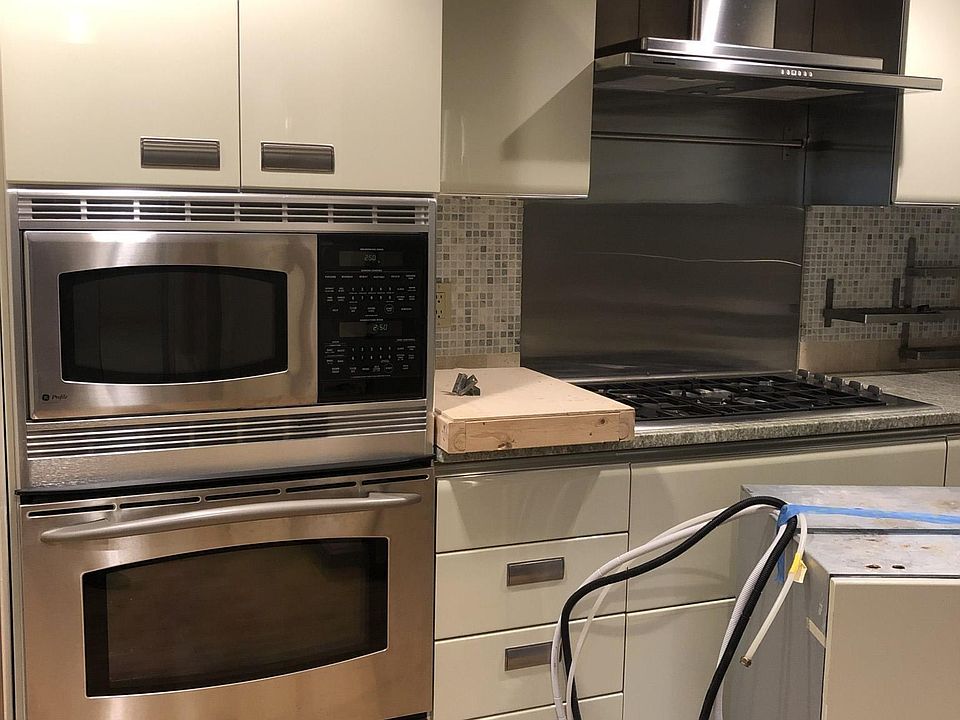 1st image of 87 Village Dr