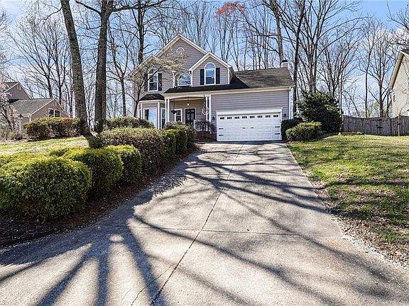 2nd image of 2505 Baytree Dr