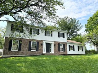 1044 Treeline Dr, Allentown, PA 18103