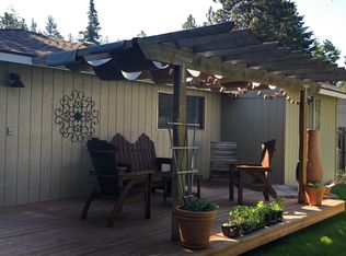 1453 NE 9th St, Bend, OR 97701