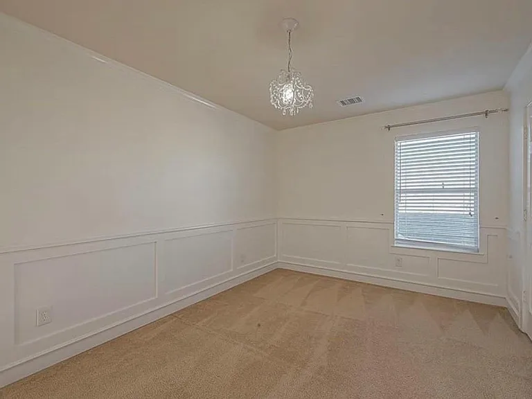 10819 Waterfern Ct — Photo 12
