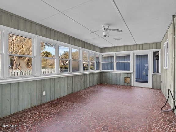 5th image of 212 Sandpiper Drive
