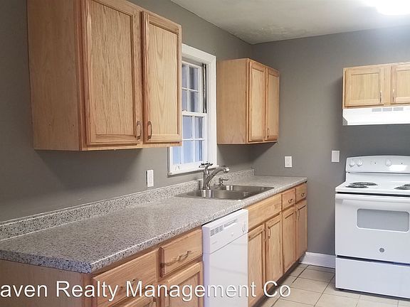 2nd image of 714 Castle Dr