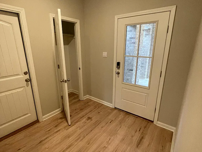 44007 Covington Rdg — Photo 3