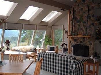 5th image of 241 Alpine Dr
