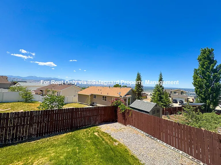 15052 S Manilla Dr — Photo 8