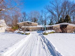 3591 Eldorado Dr, Rocky River, OH 44116