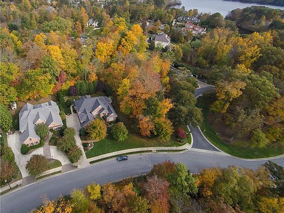 2nd image of 702 Northern Shores Ln