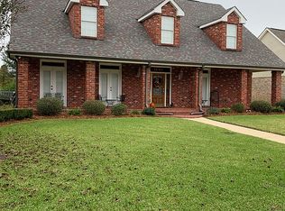 1849 Wedgwood Dr, Harvey, LA 70058