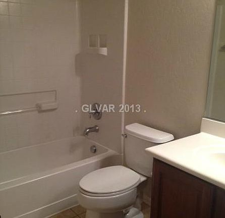 5th image of 4316 /penguin Ave