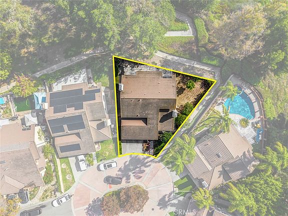 5th image of 404 Sand Canyon Way