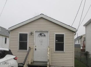 186 Seeley Ave, Keansburg, NJ 07734