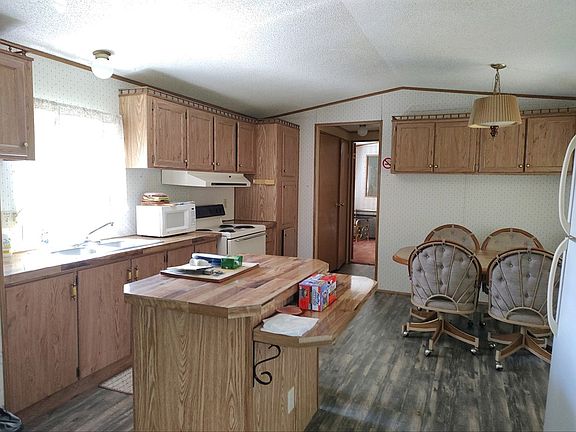 5th image of 440 Mansard Island Dr