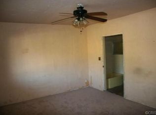 11313 Gladstone Ave, Sylmar, CA 91342