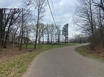 5th image of 108 Lake Shore Dr