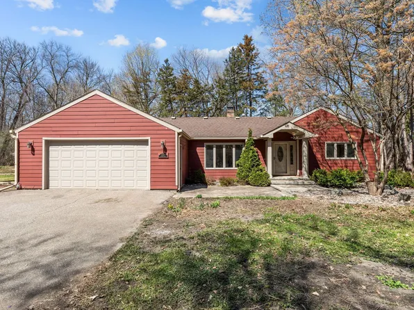 6180 Chaska Rd, Shorewood, MN 55331