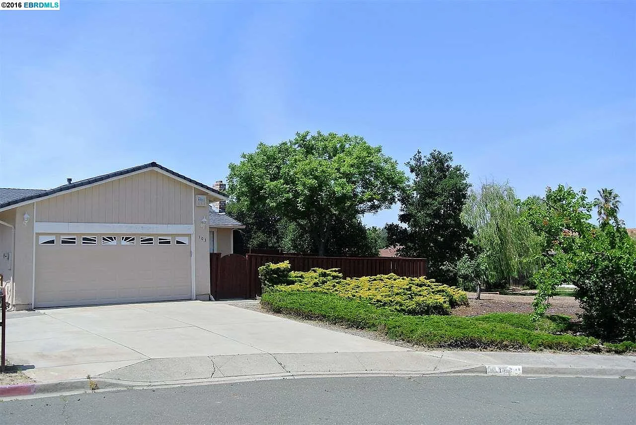 103 Lily Ct photo 1