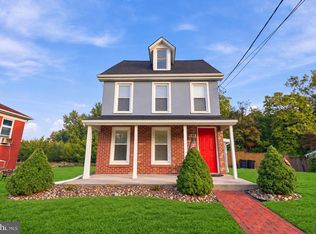 239 Chestnut St, Mount Holly, NJ 08060