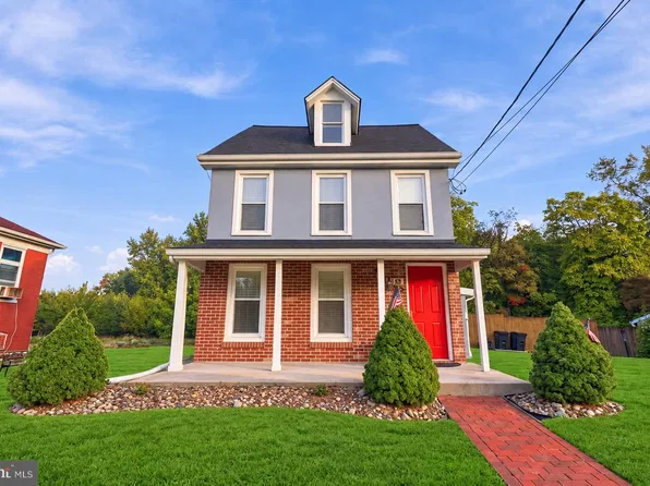 239 Chestnut St, Mount Holly, NJ 08060