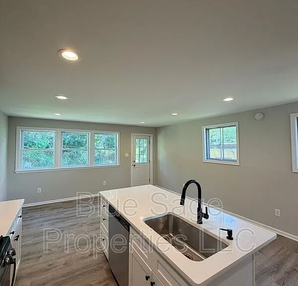 205 Juniper Rd — Photo 13
