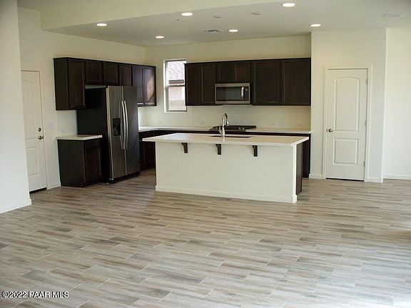 3rd image of 1473 Essex Way Lot 244