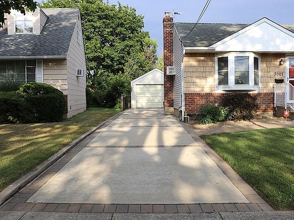 4th image of 3007 Harvey Ave