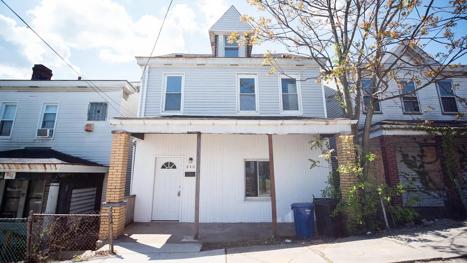840 Eureka St photo 1