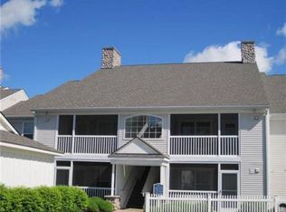 2781 S Knightsbridge Cir, Ann Arbor, MI 48105