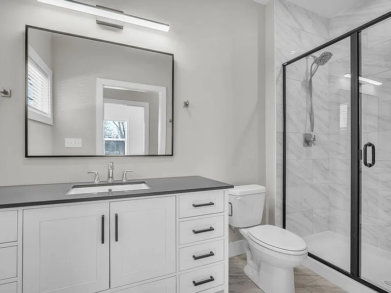 323 Wilkins St #B — Photo 11