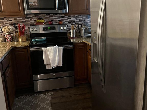 5th image of 10167 Creekside Dr SE