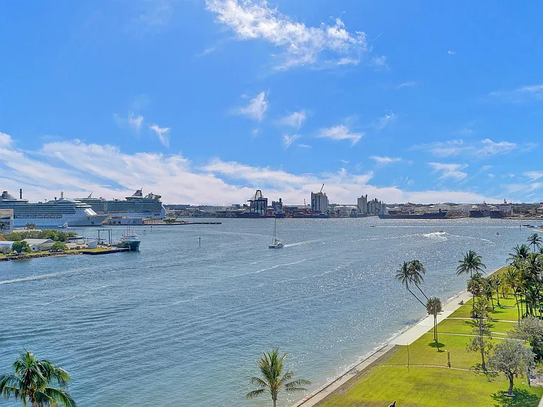 2100 S Ocean Dr #9L — Photo 11