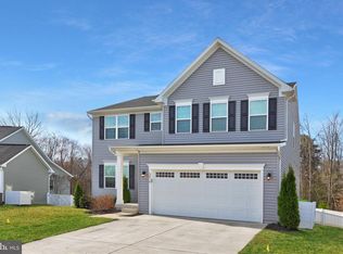 5010 Birch Leaf Cir, Fredericksburg, VA