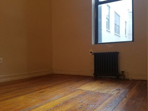 4th image of 148 W 67th St APT 21