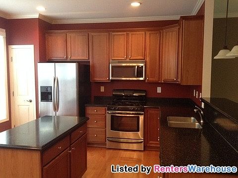 2nd image of 313 Williamson St SE