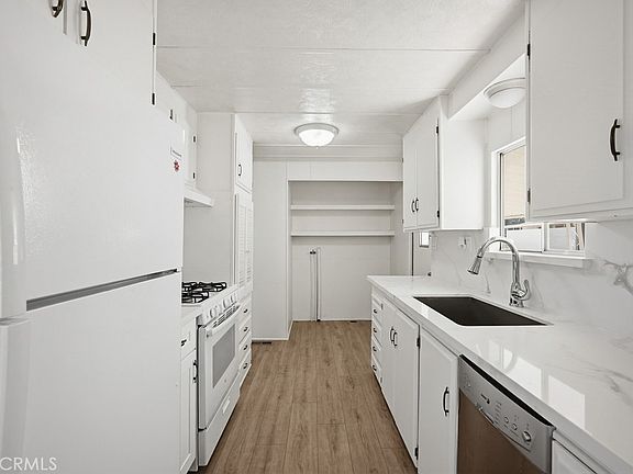 5th image of 655 E Main St Space 9