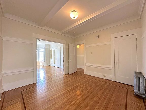 2nd image of 1637 Clay St APT 8