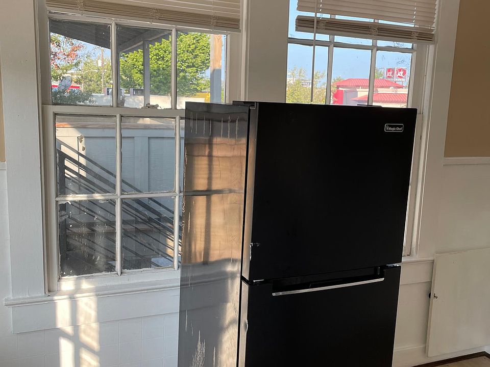 Kitchen side view