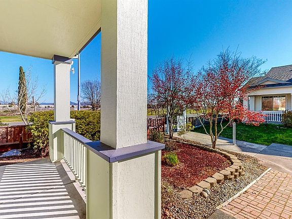 4th image of 3924 Match Point Avenue