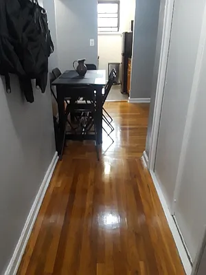 Rented by Chana Ofek, LREB | media 9