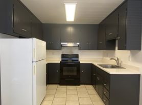 1423 165th Ave