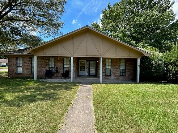 2nd image of 6203 Gould Pl